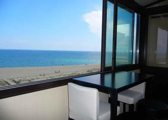 Duplex T3 Avec Clim Et Parking A 50m De La - Fr-1-782-41 شقة *